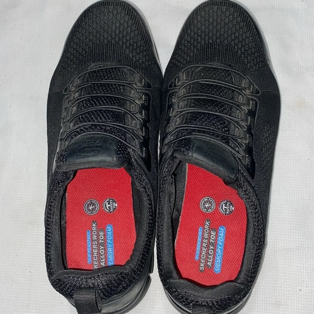 EUC Skechers Work Alloy Toy Memory Foam Men's size 11 Black‎ SLIP ON Sneakers